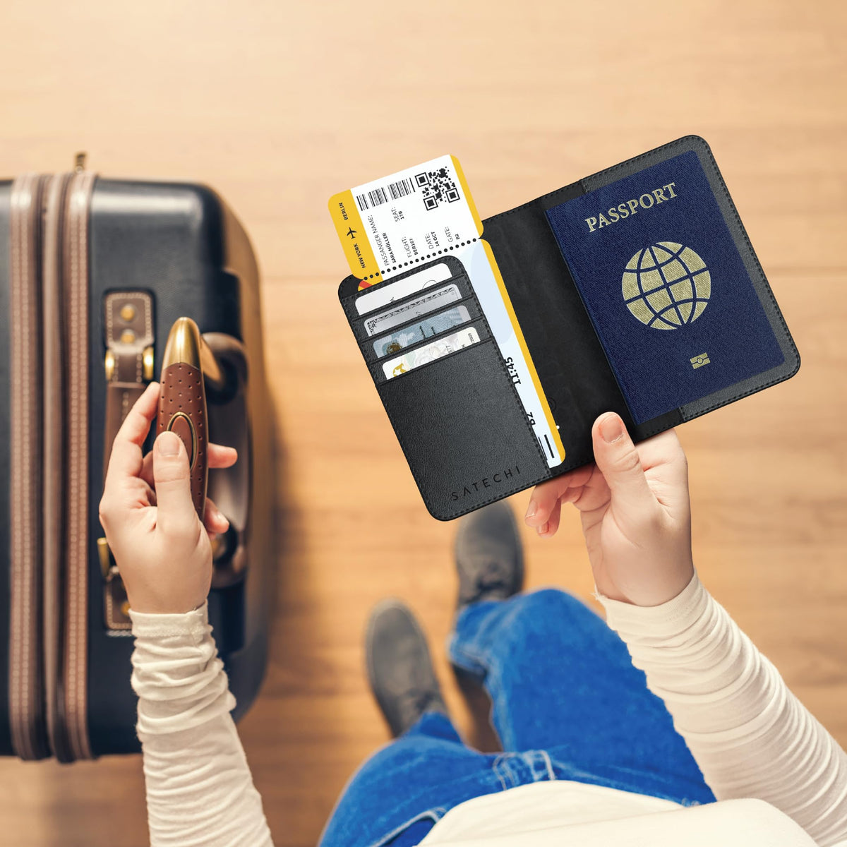 Trackable RFID Passport Cover